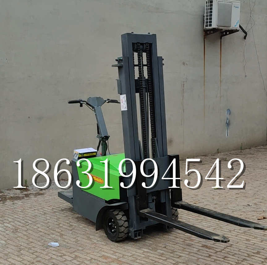 丛台区优程全电动叉车插腿式堆高车液压装卸车1.5吨升高小型站驾式铲车